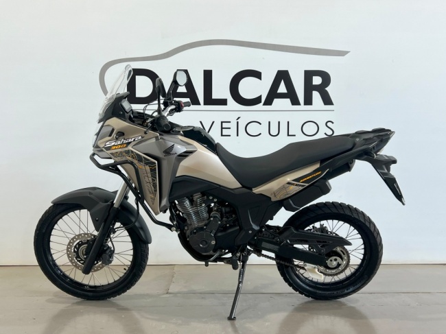 XRE 300 SAHARA ADVENTURE