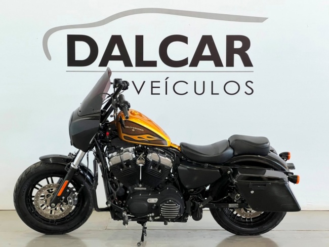 HARLEY DAVIDSON XL1200 COM ACESSORIOS