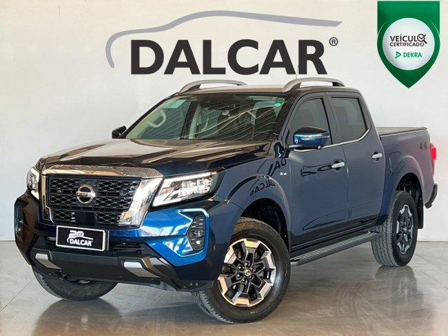 FRONTIER 2.3  PLATINUM AT 41.500 KM