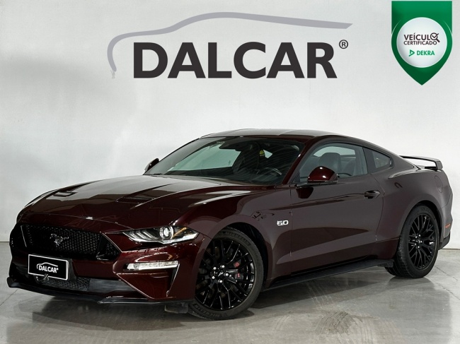 FORD MUSTANG GT V8